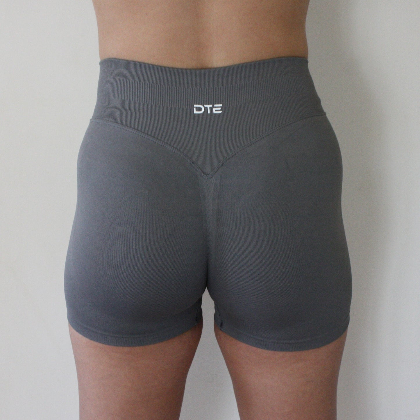 *Pre-Order* Impact Dynamic Shorts - Light Gray