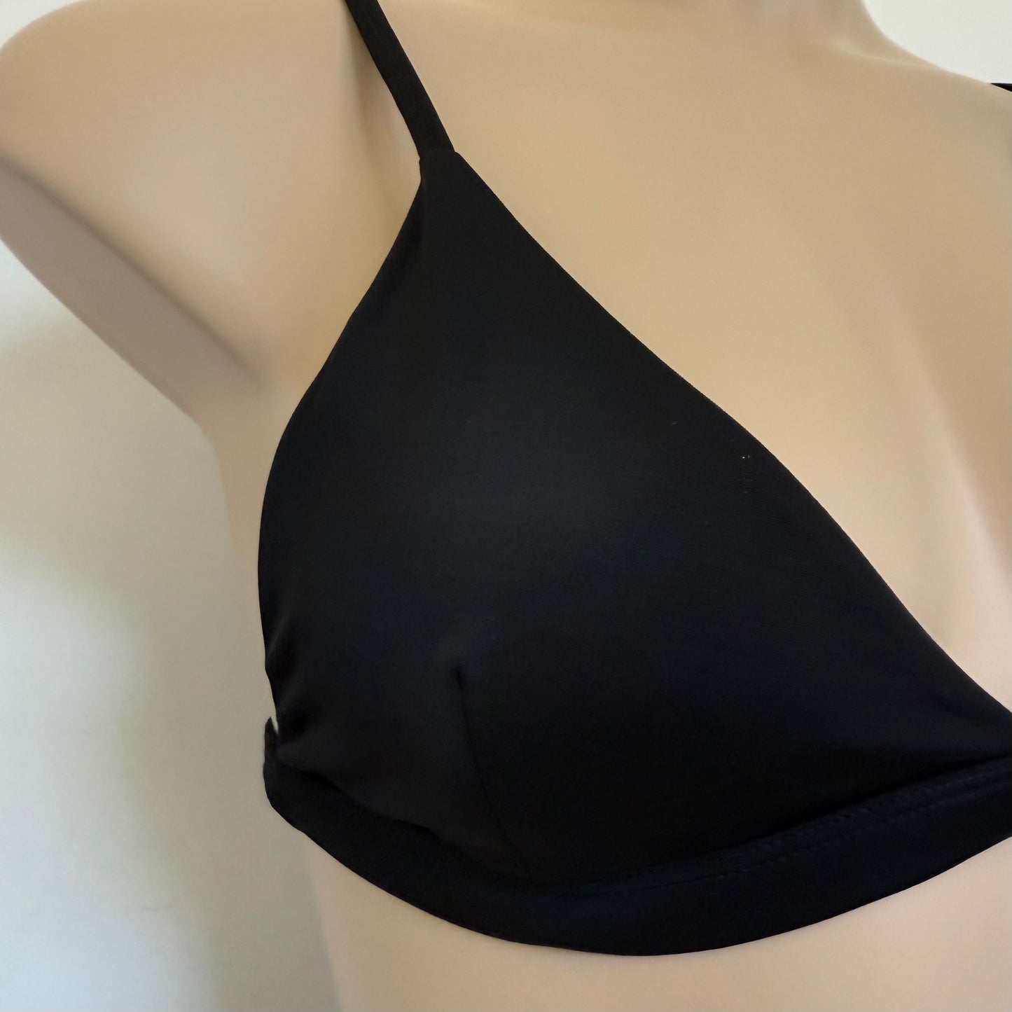 Bikini Triangle Top - Black