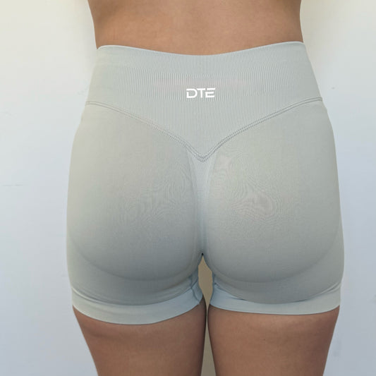 Impact Shorts 5” - Lychee