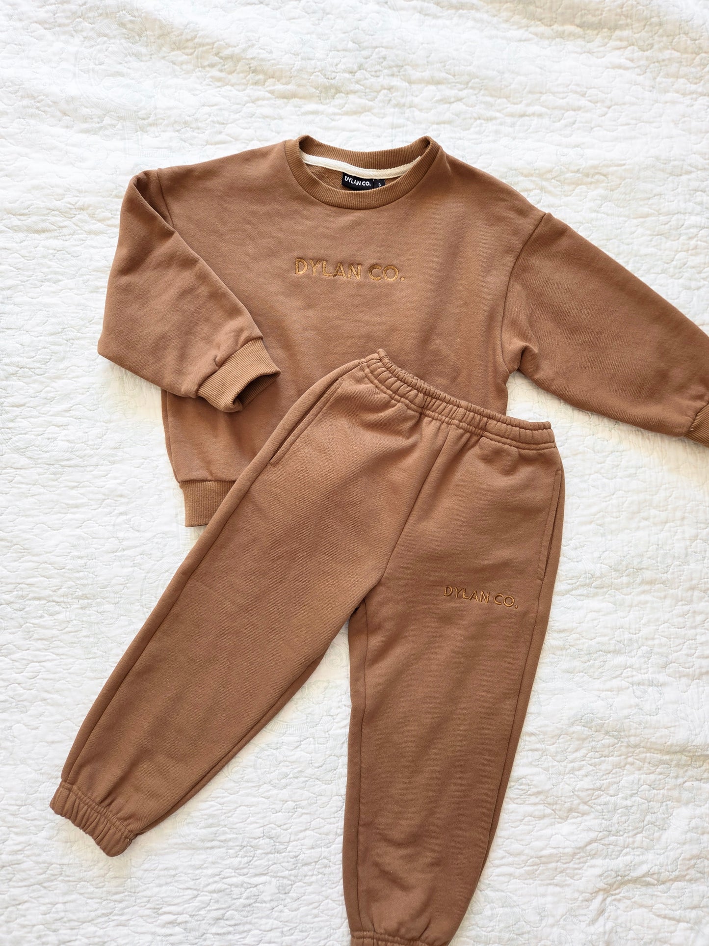 *PRE-ORDER* KIDS LOGO CREWNECK - CARAMEL