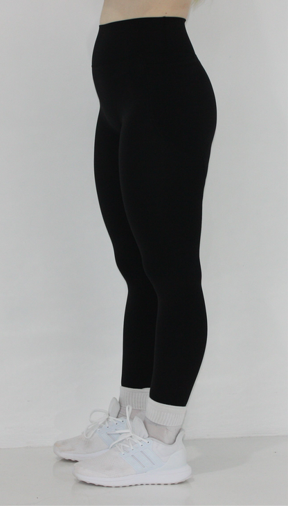 Essential Pocket Leggings - Black